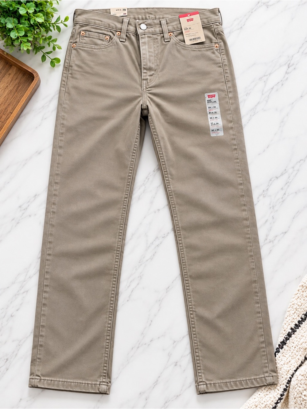 Levi's Men's Chinos in Light Khaki Tan